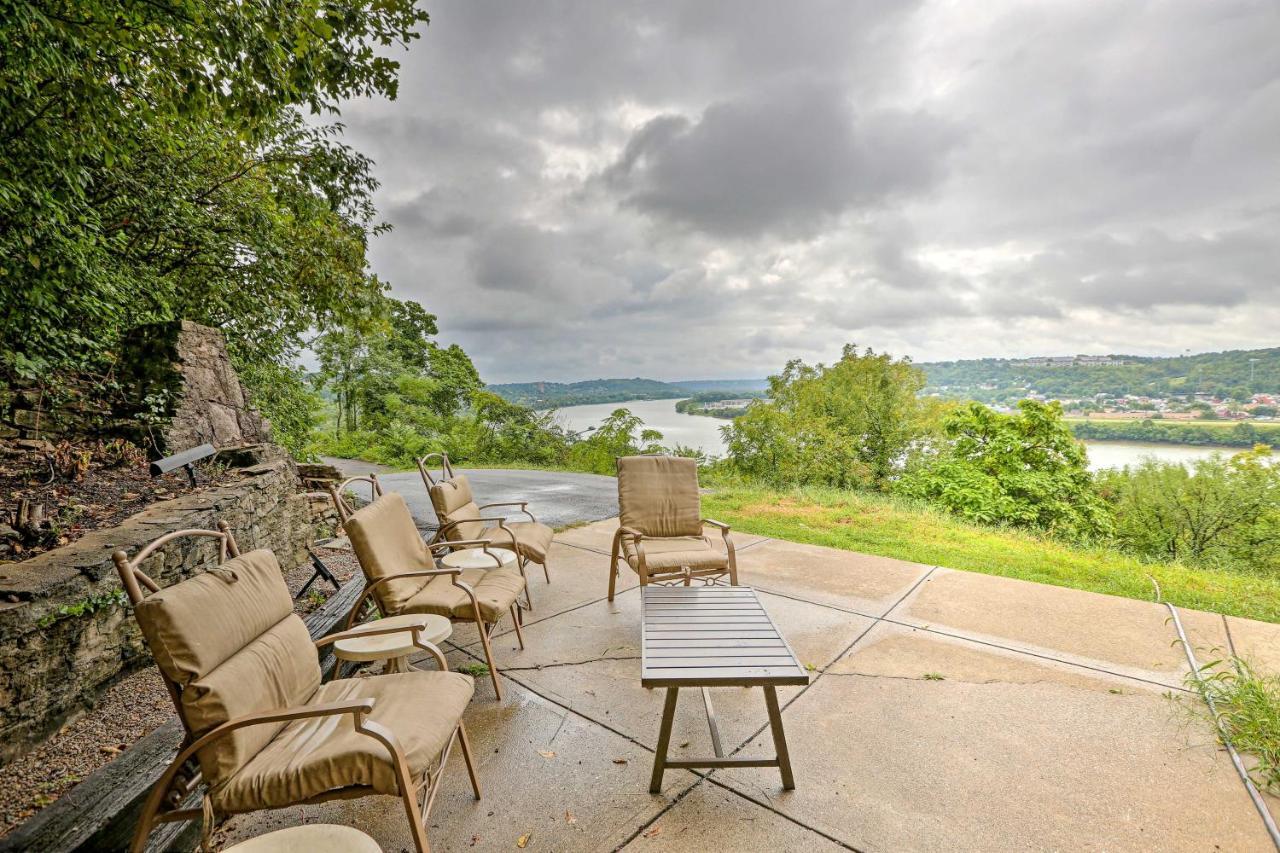 Сasa de vacaciones Queen Sanctuary With Views, 3 Mi To Downtown!